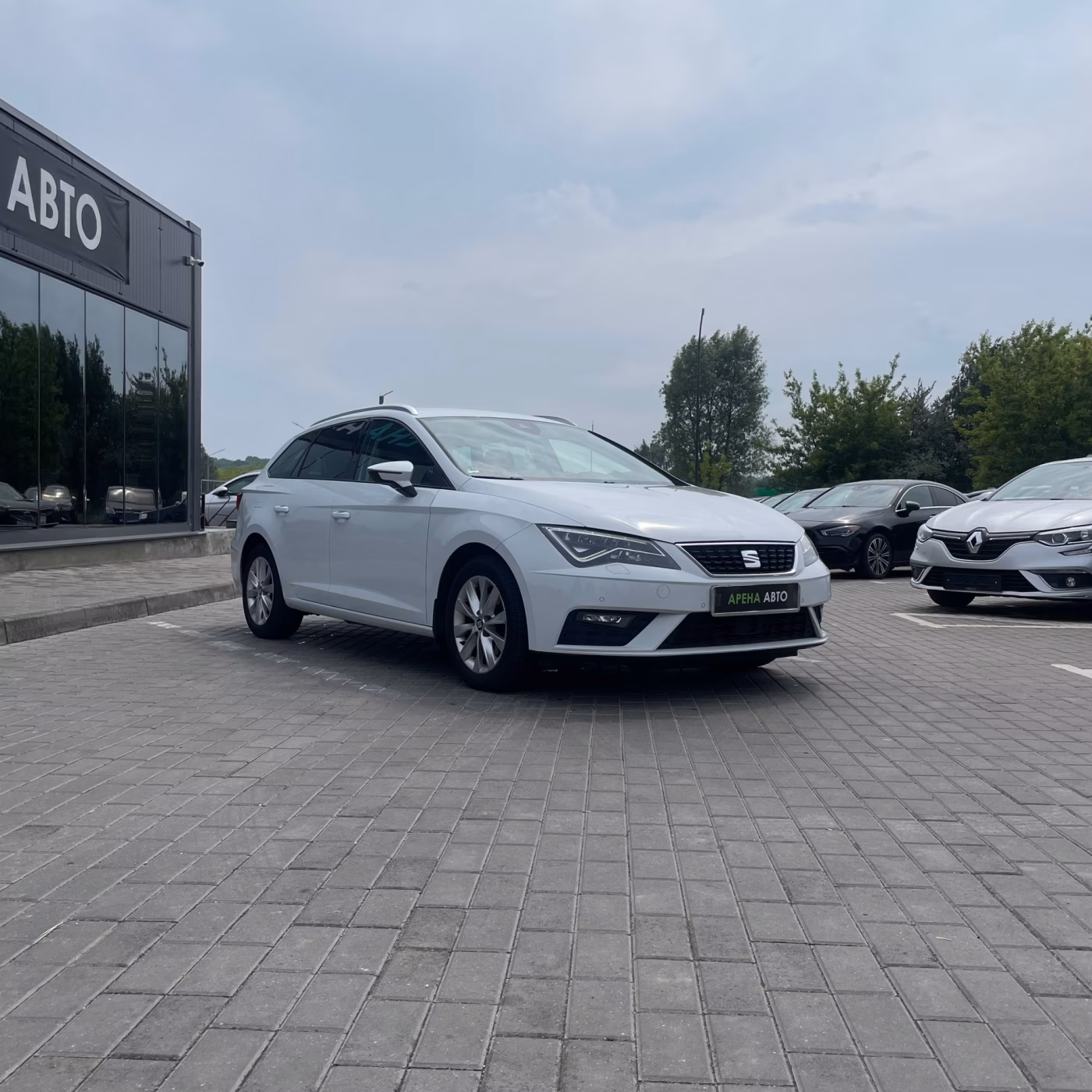 SEAT Leon фото 3