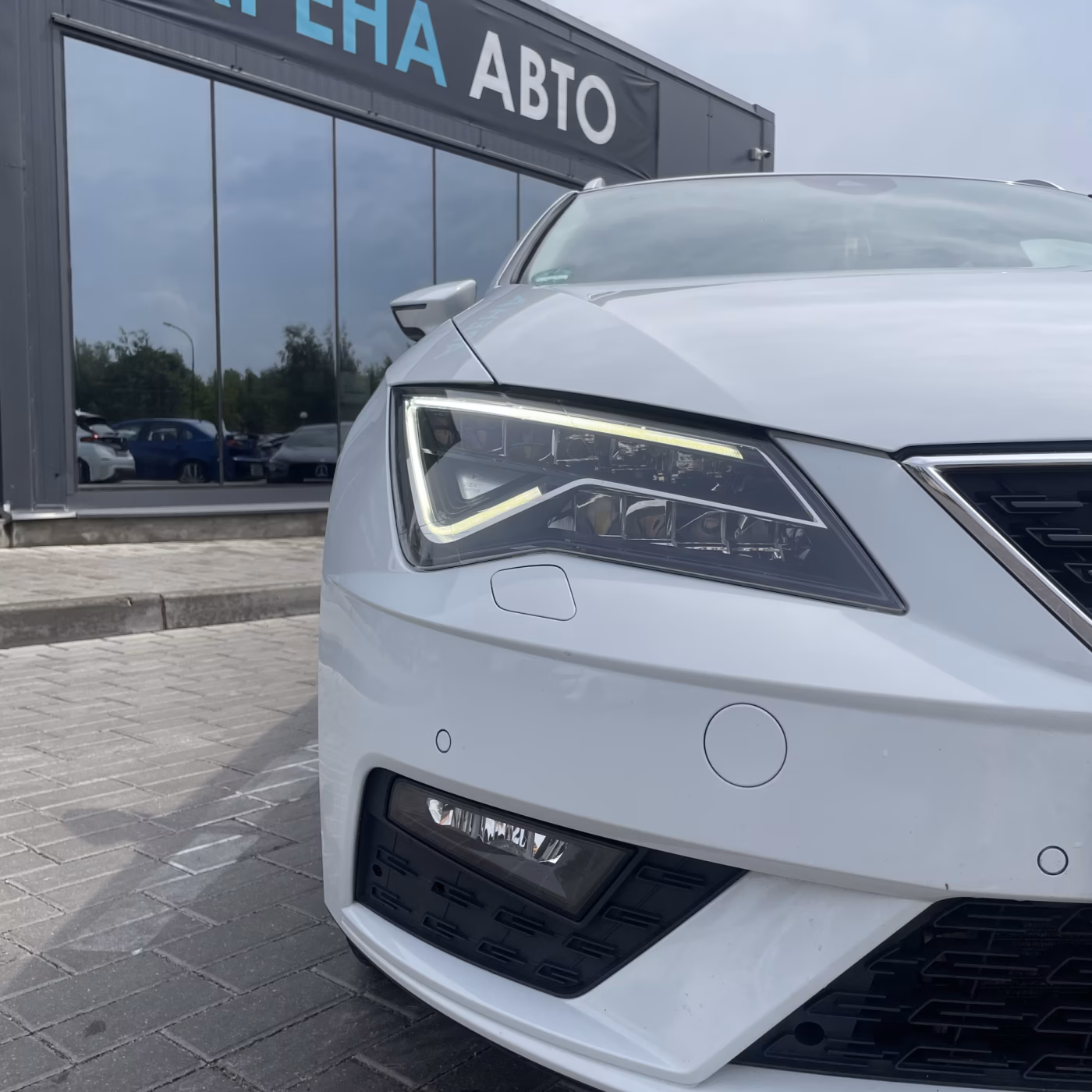 SEAT Leon фото 9