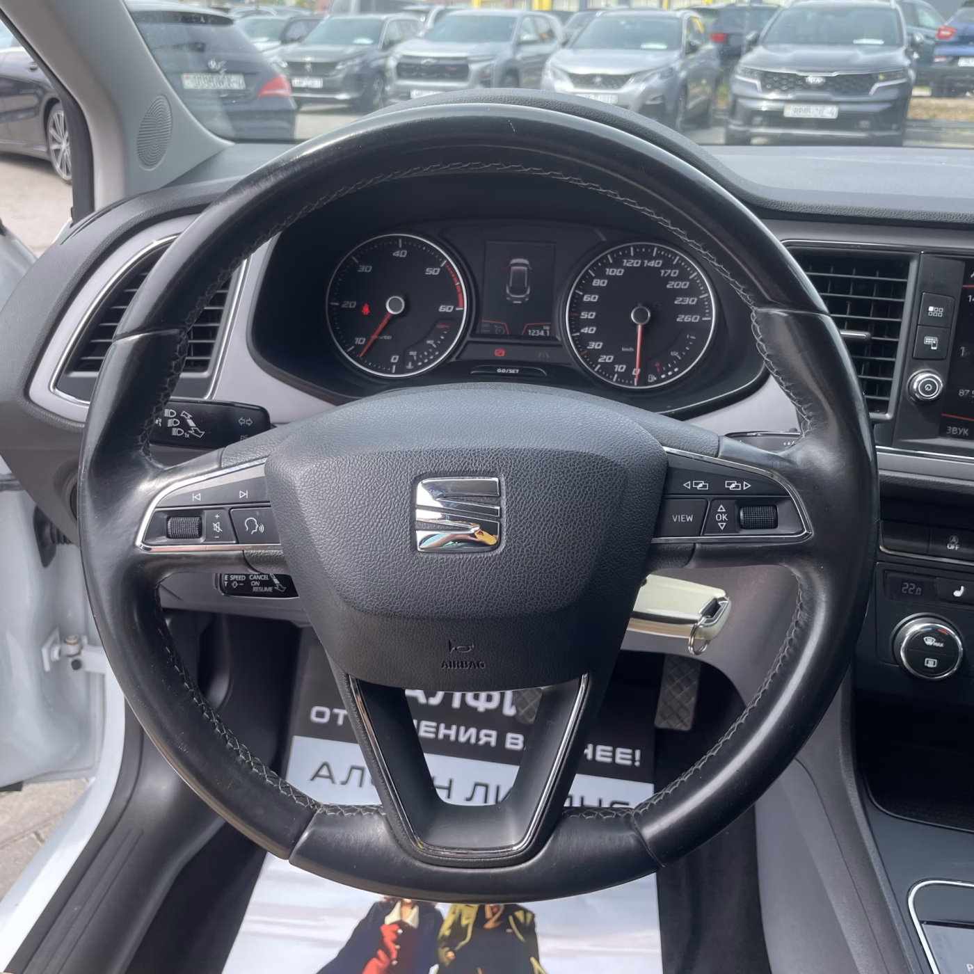 SEAT Leon фото 14