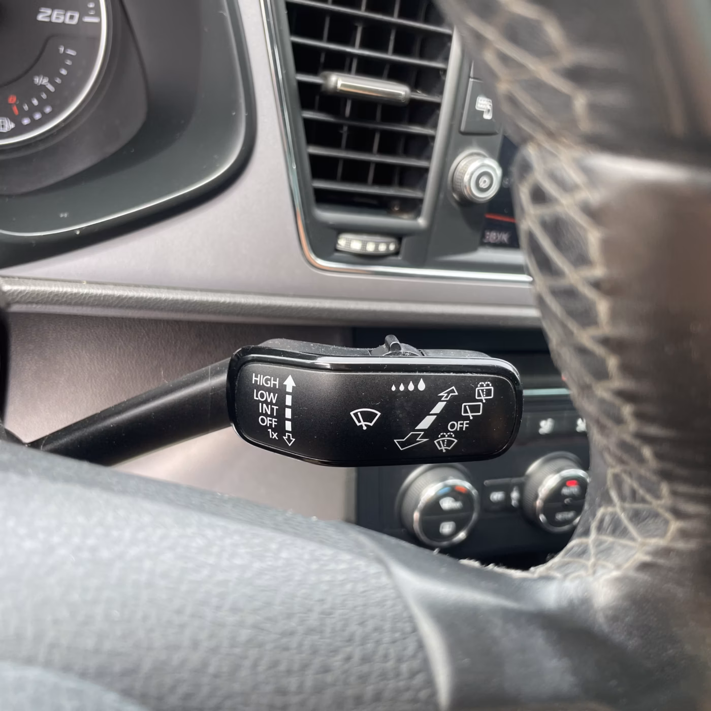 SEAT Leon фото 16