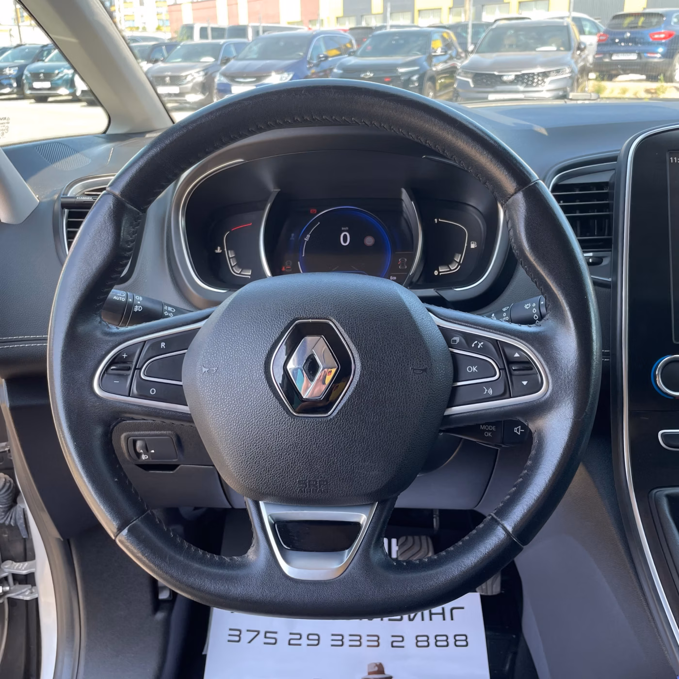 Renault Scenic фото 15