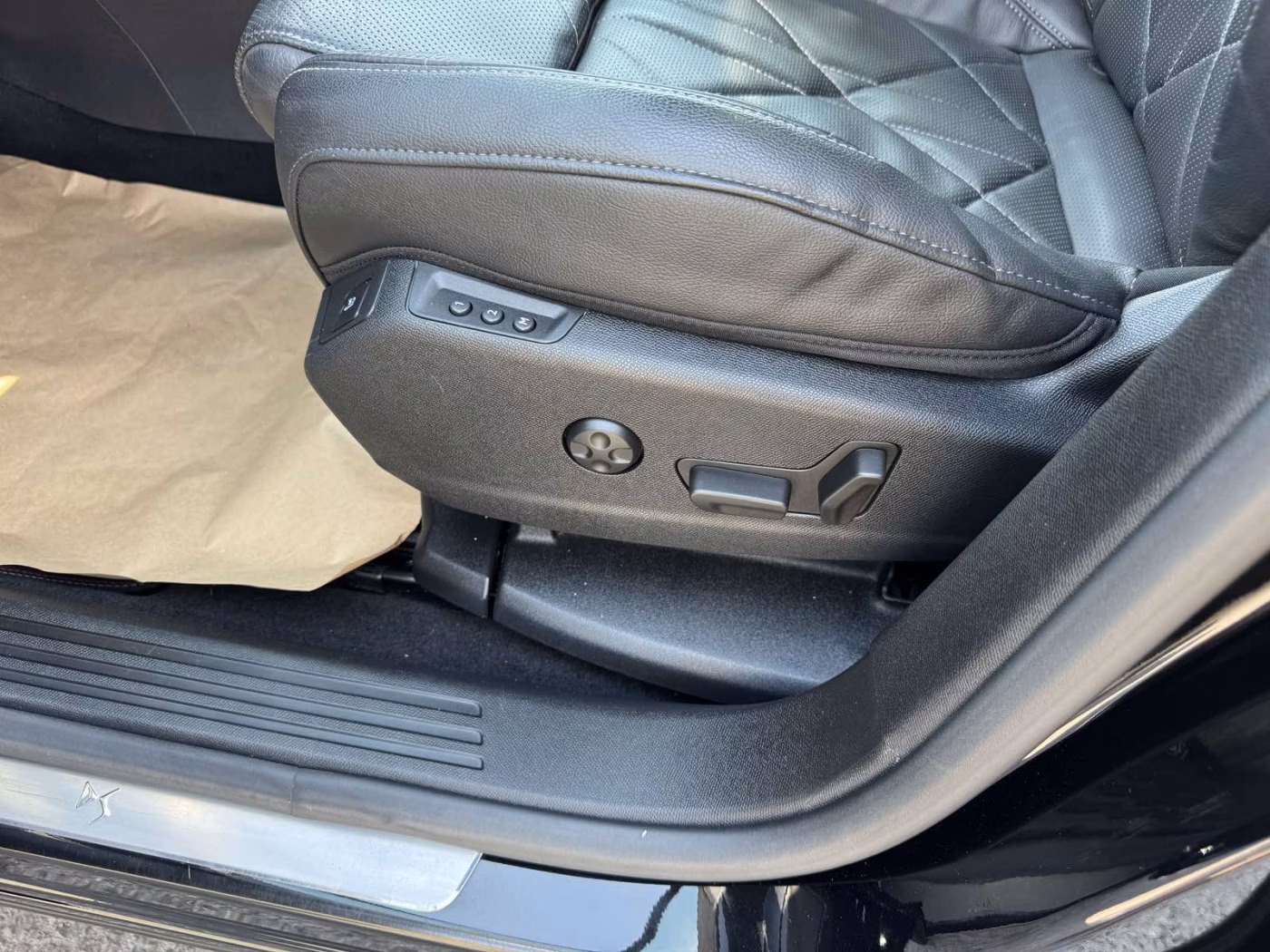 DS 7 Crossback фото 16