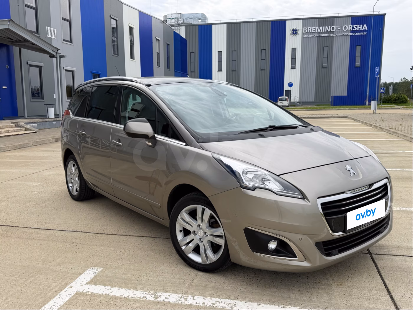 Peugeot 5008