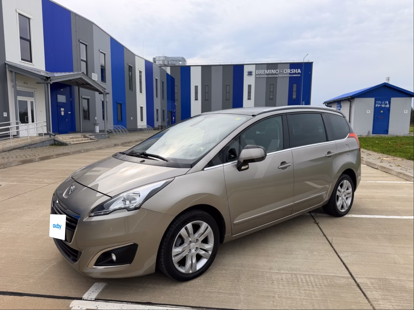 Peugeot 5008 фото 13