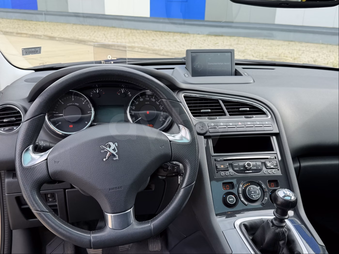 Peugeot 5008 фото 16
