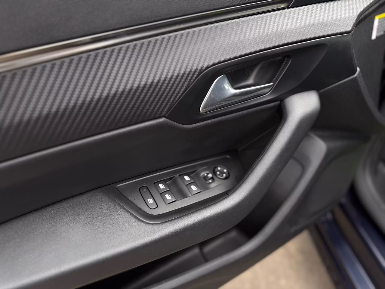 Peugeot 508 фото 12
