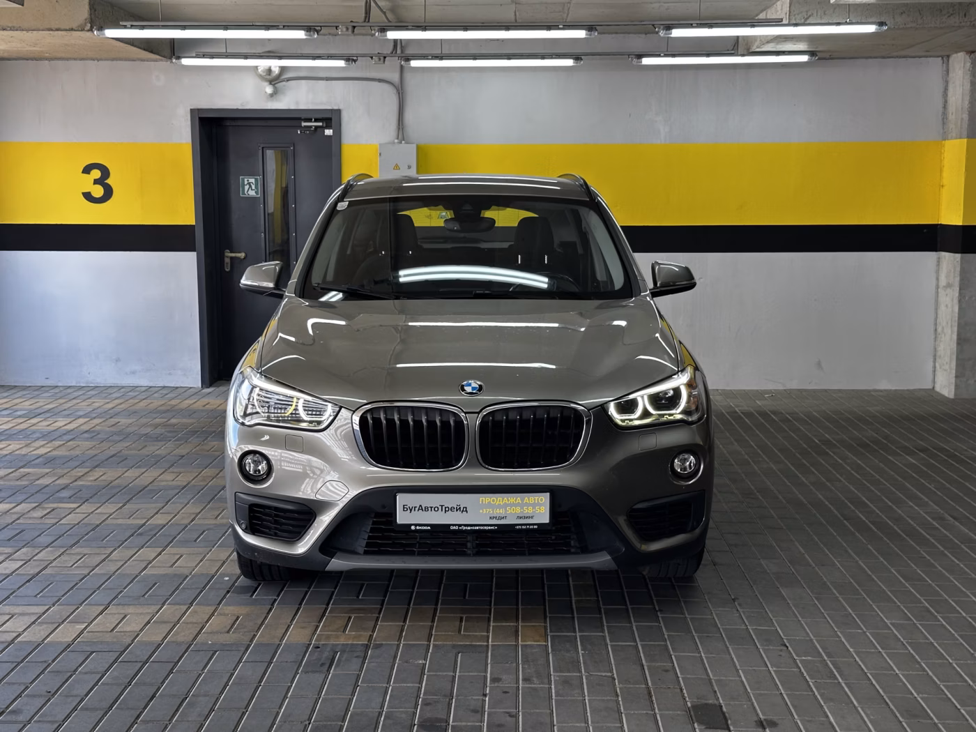 BMW X1 фото 2