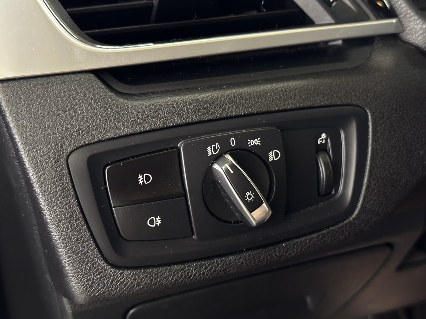 BMW X1 фото 18
