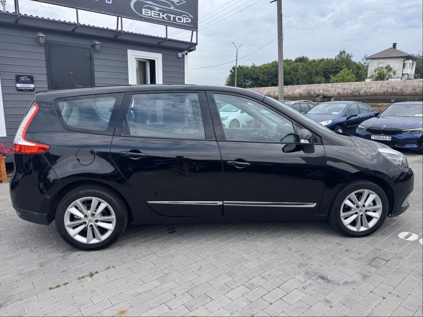 Renault Grand Scenic фото 8