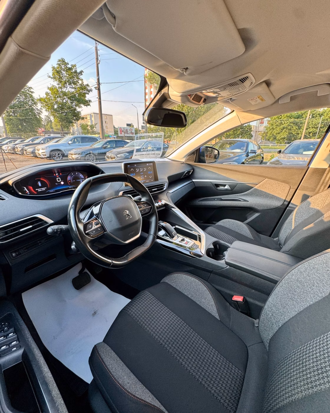 Peugeot 3008 фото 10