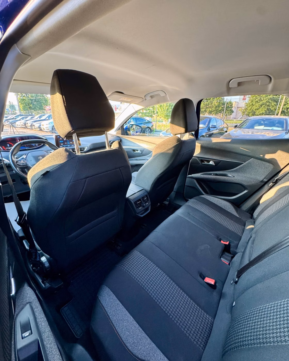 Peugeot 3008 фото 11