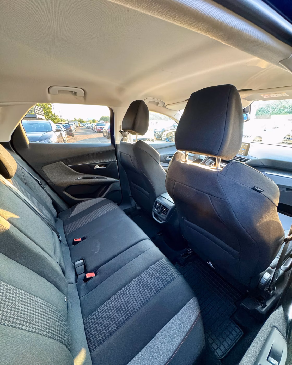 Peugeot 3008 фото 13