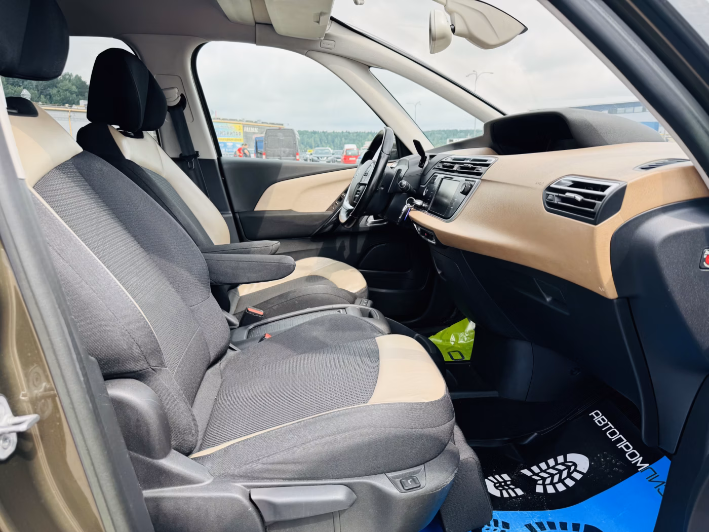 Citroen C4 Grand Picasso фото 11