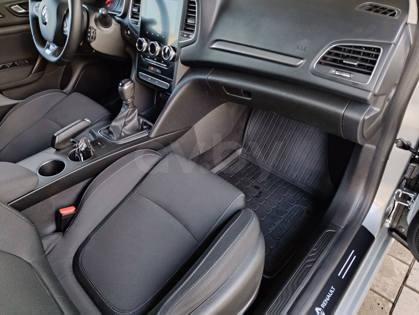 Renault Megane фото 13