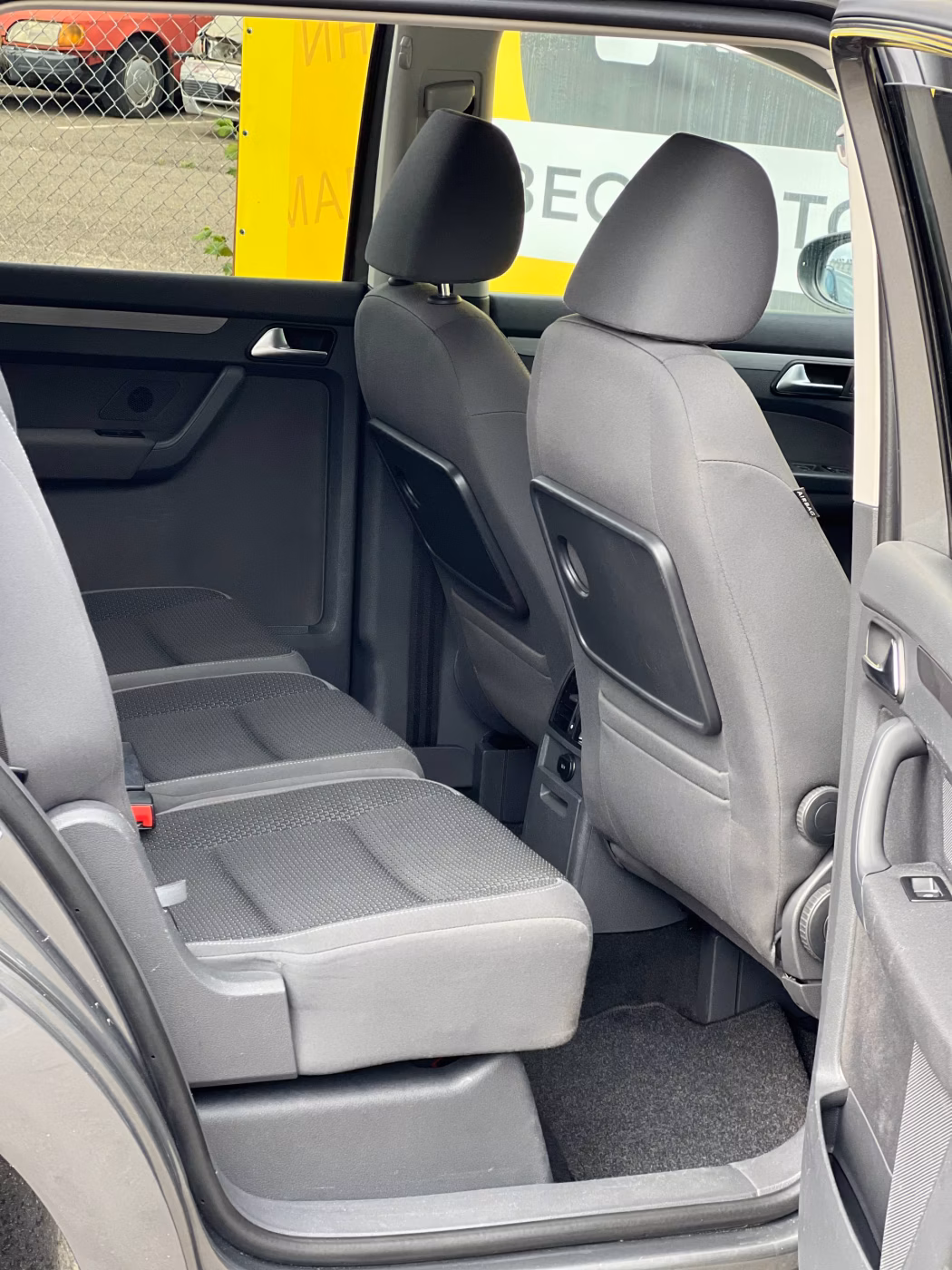 Volkswagen Touran фото 20
