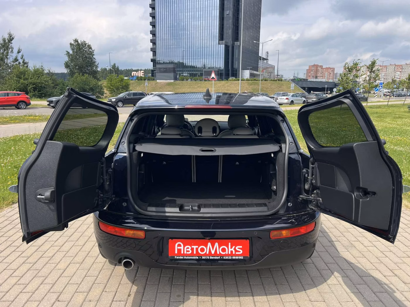 MINI Clubman фото 6