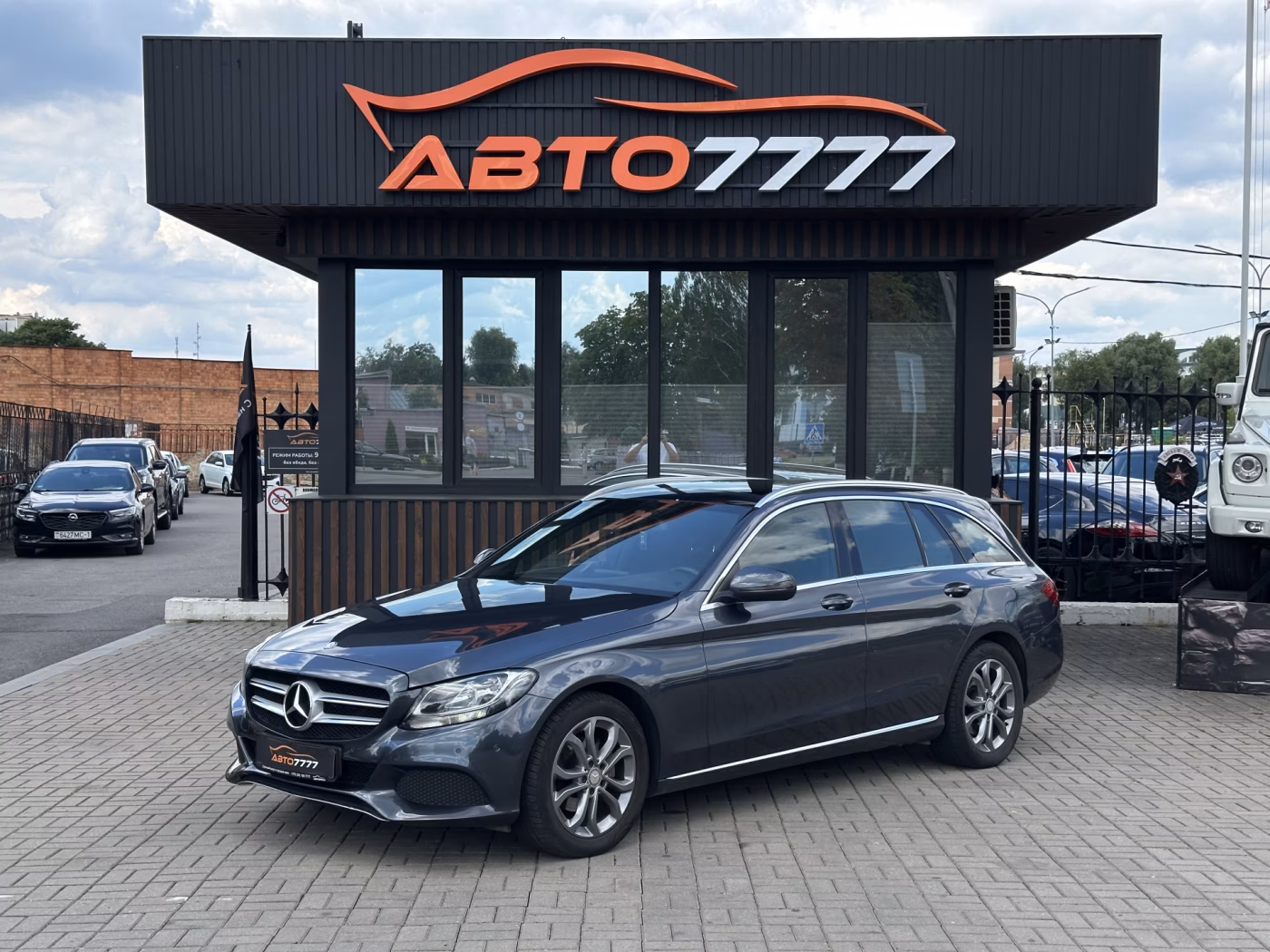 Mercedes-Benz C-Класс фото 5
