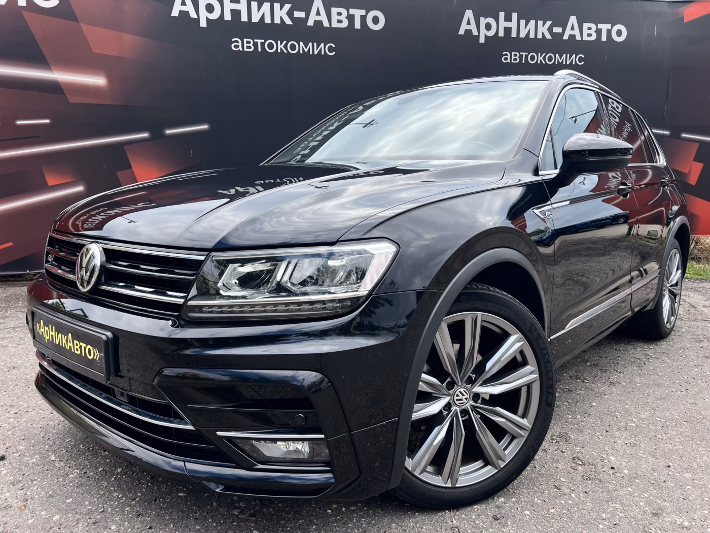 Volkswagen Tiguan фото 2