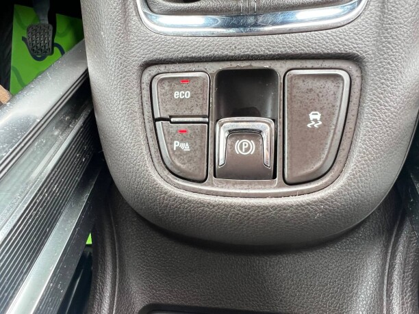 Opel Zafira фото 12