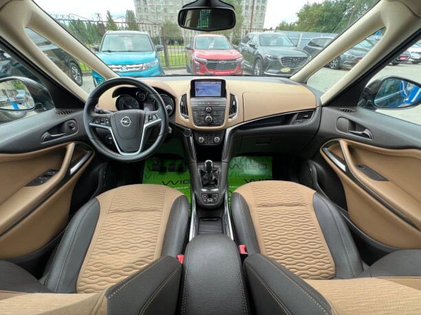 Opel Zafira фото 14