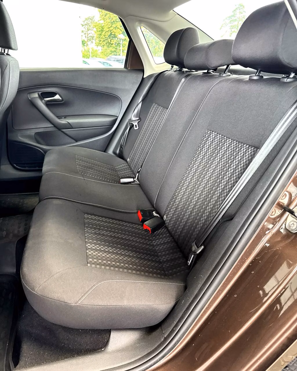Volkswagen Polo Sedan фото 13