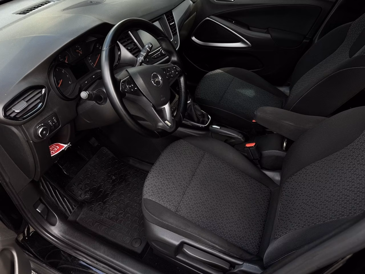 Opel Crossland X фото 6