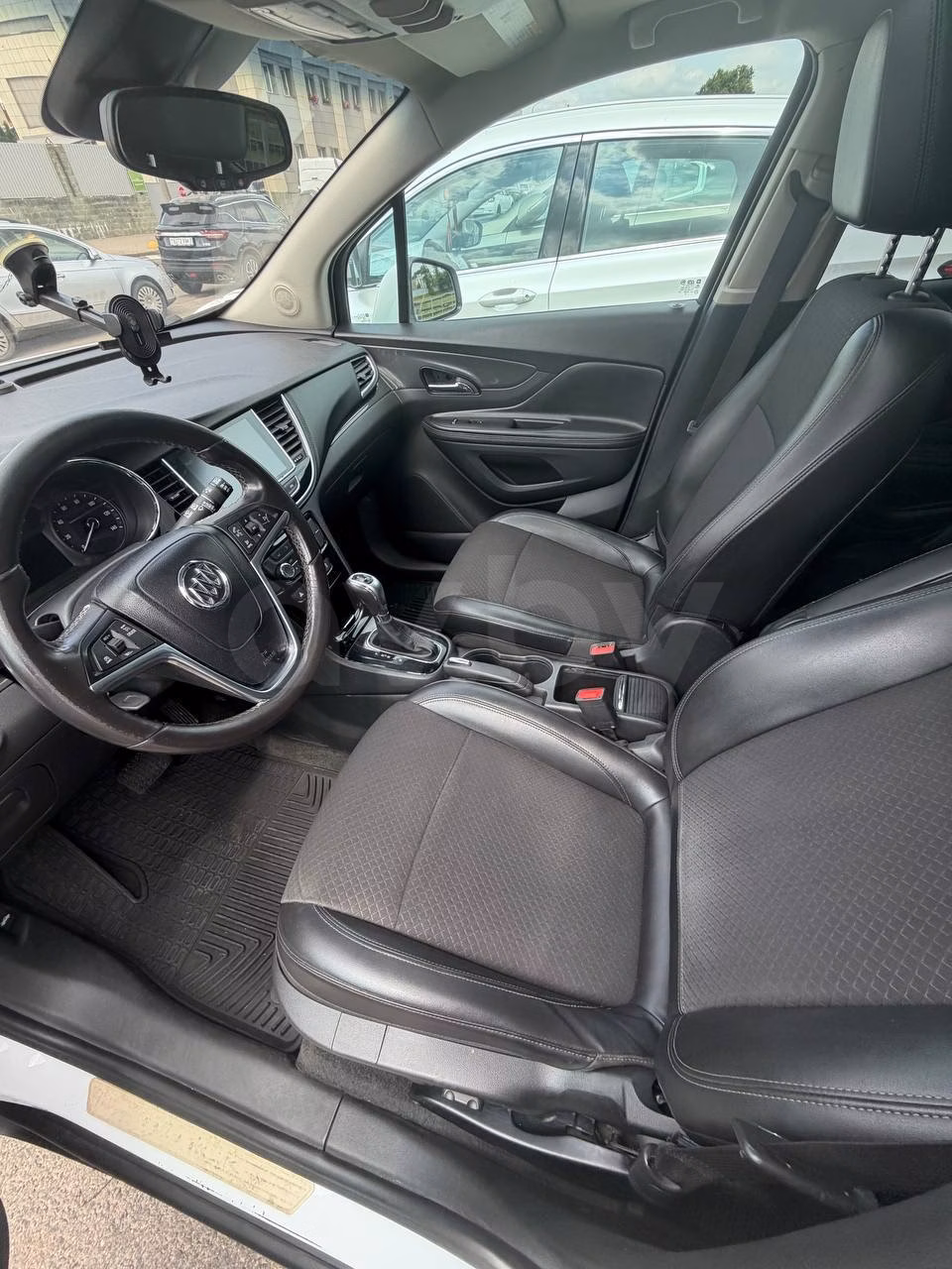 Buick Encore фото 7