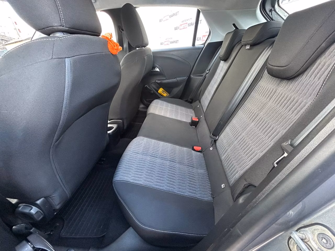 Opel Corsa фото 7