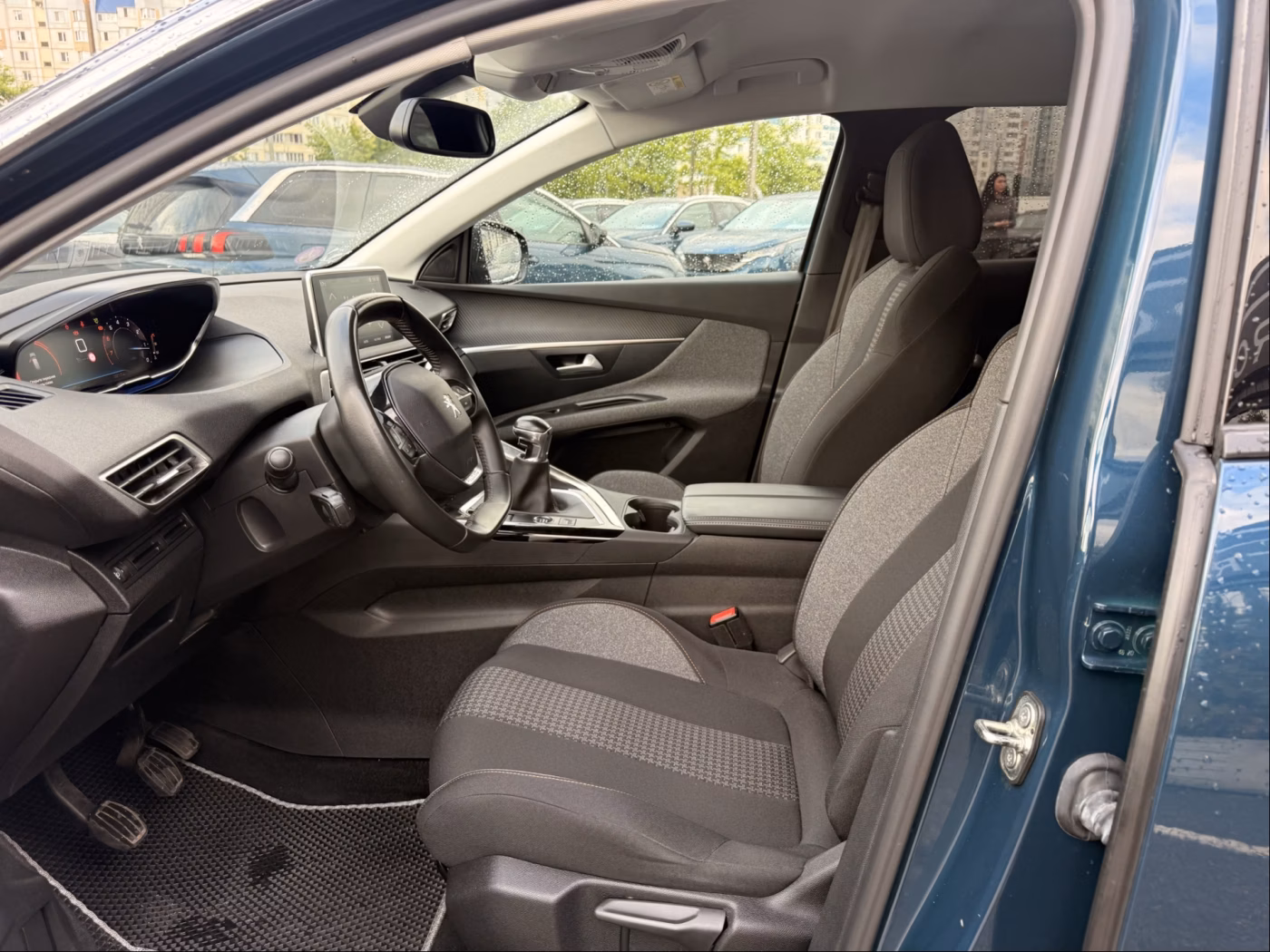 Peugeot 3008 фото 16