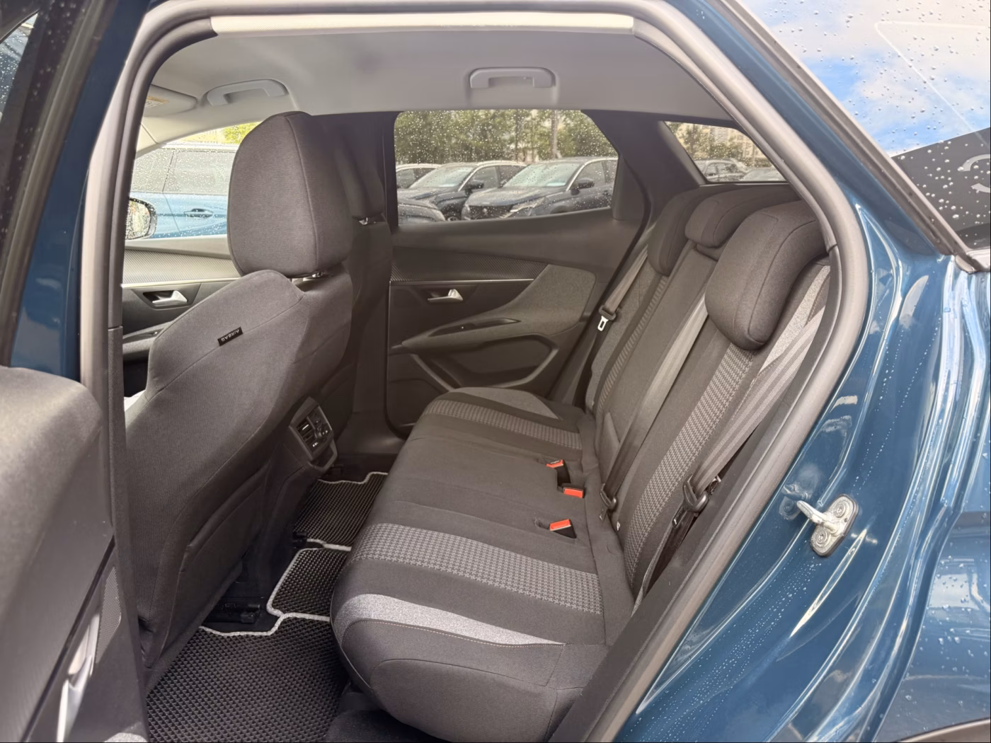 Peugeot 3008 фото 18