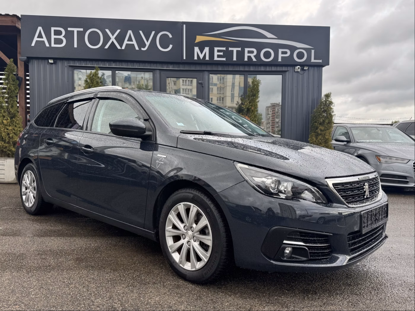 Peugeot 308 фото 2
