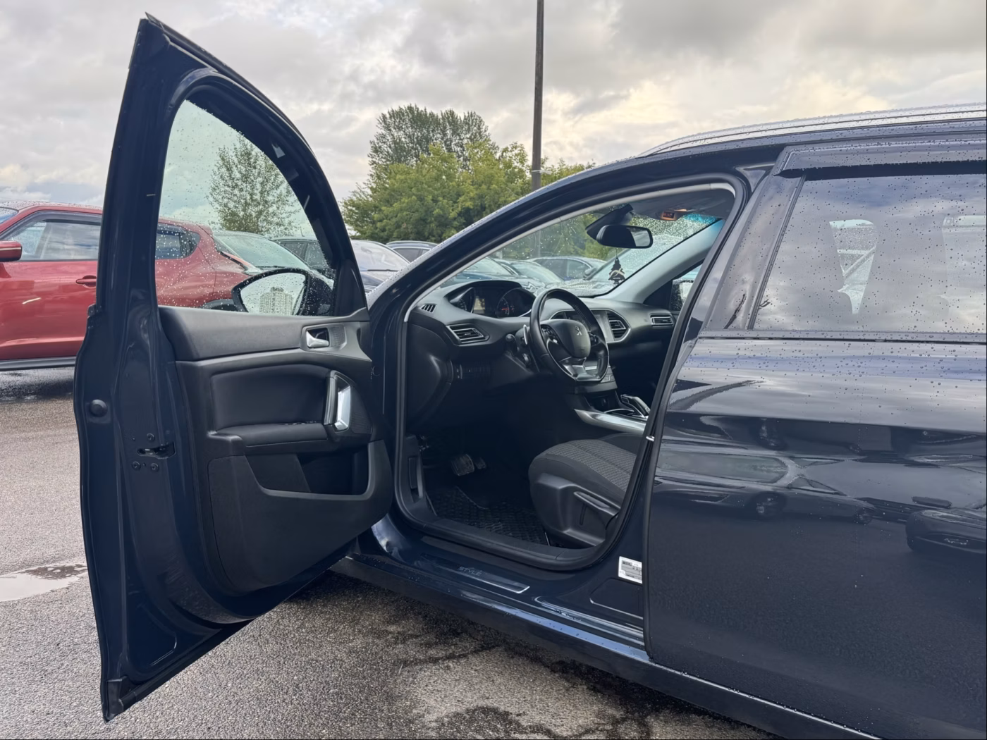 Peugeot 308 фото 9
