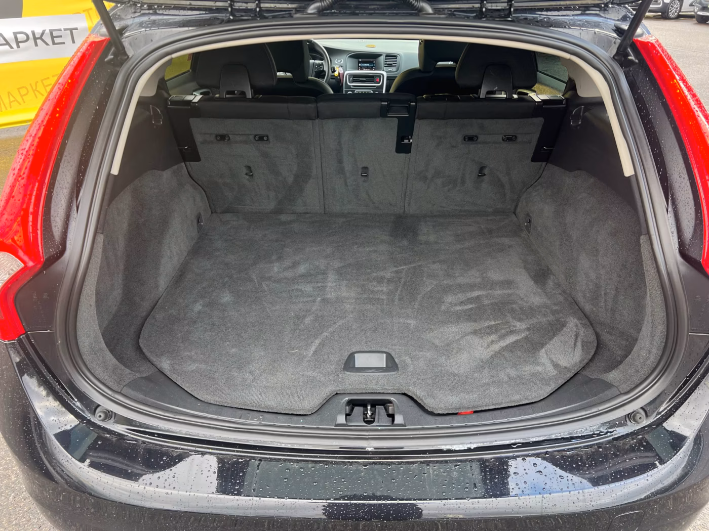 Volvo V60 фото 10