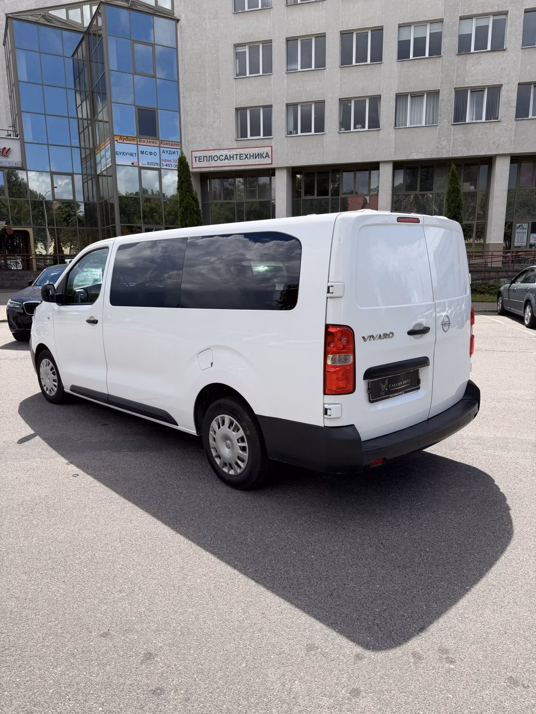 Opel Vivaro фото 5