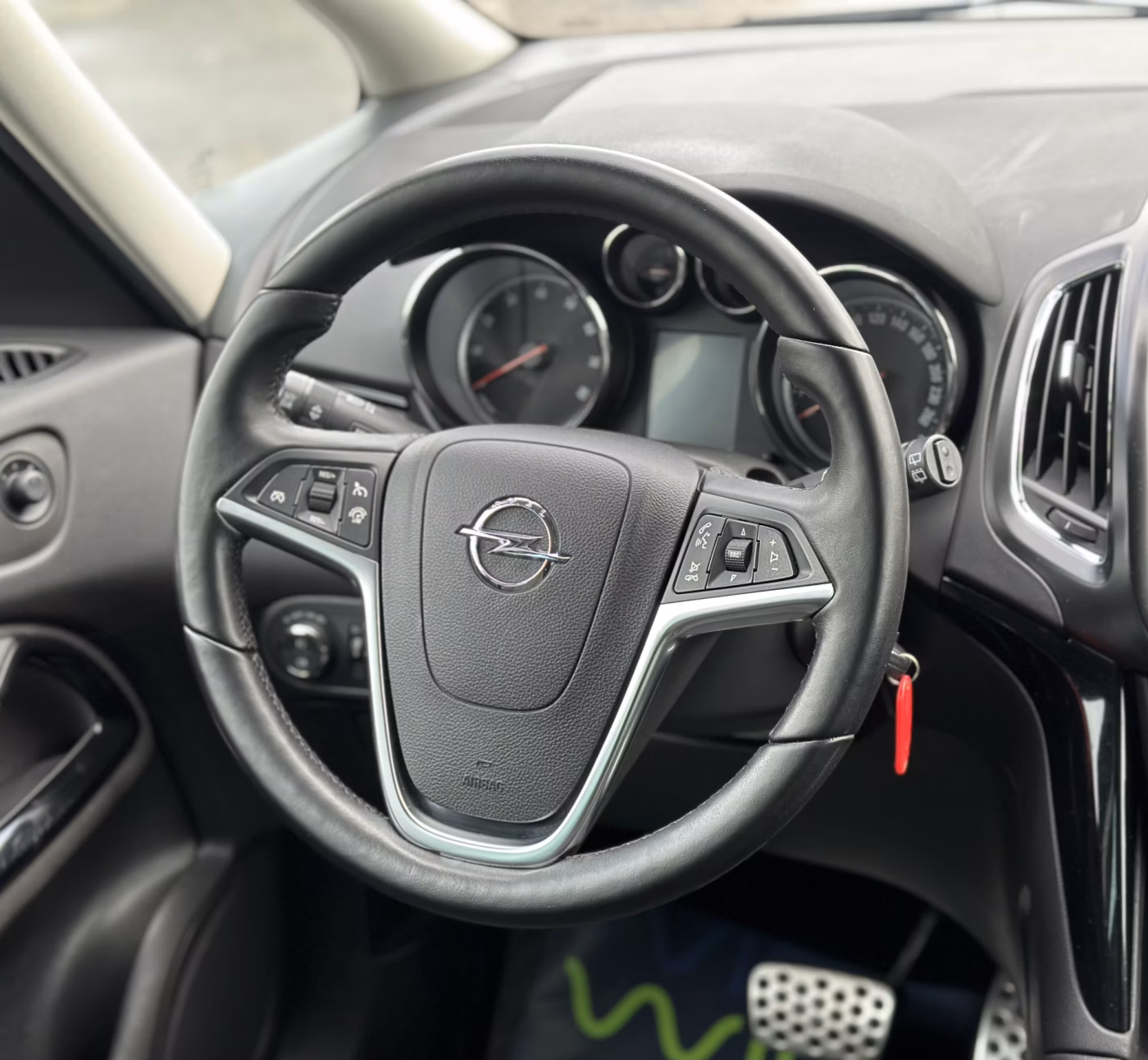 Opel Zafira фото 14