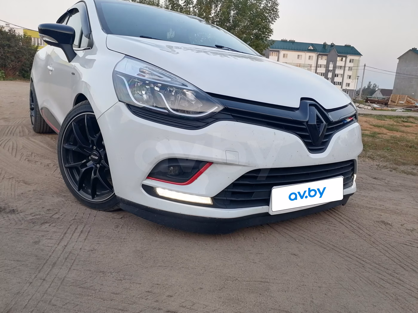 Renault Clio фото 3