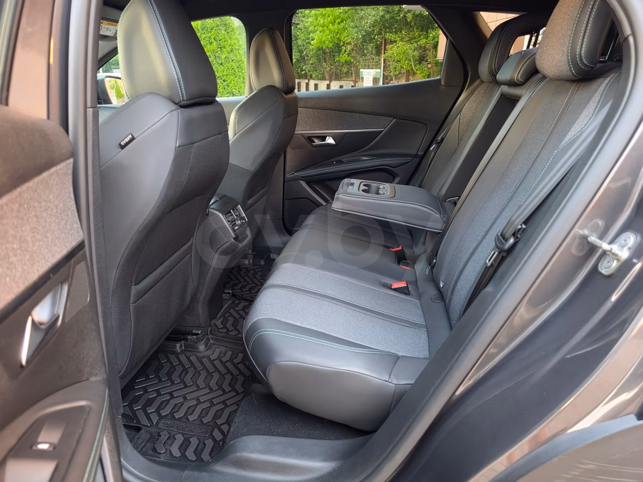Peugeot 3008 фото 12