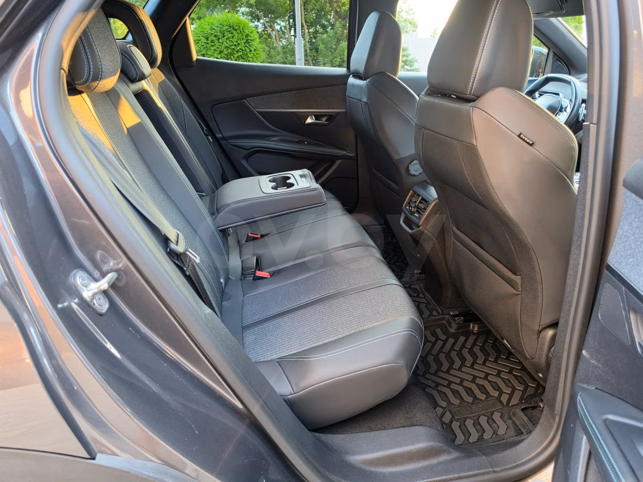 Peugeot 3008 фото 13