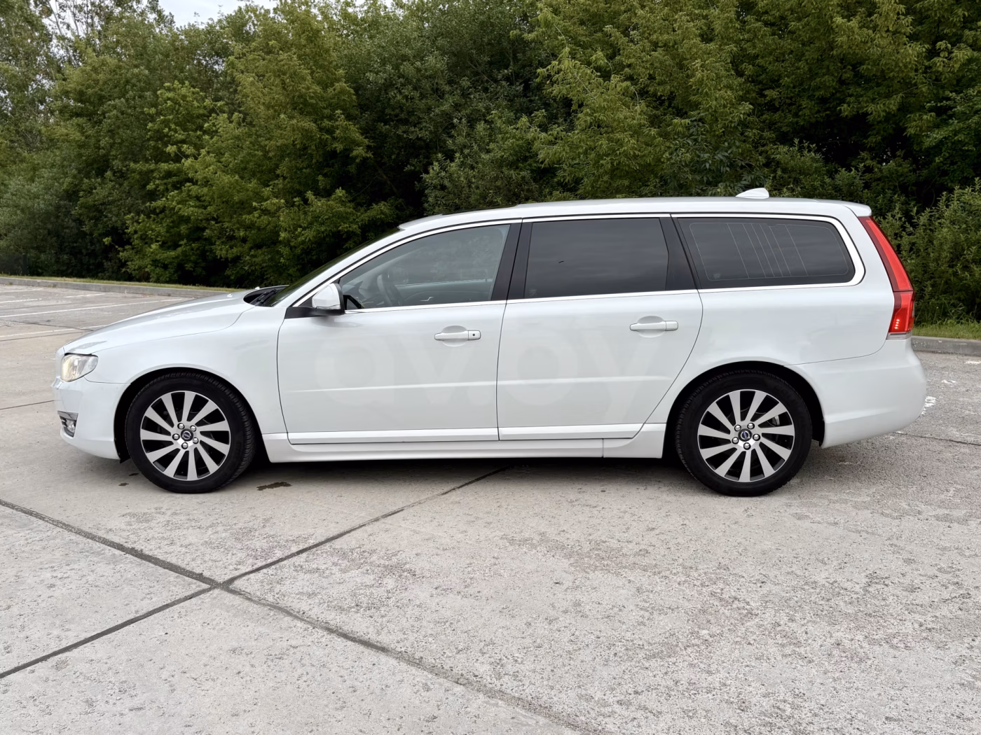 Volvo V70 фото 9