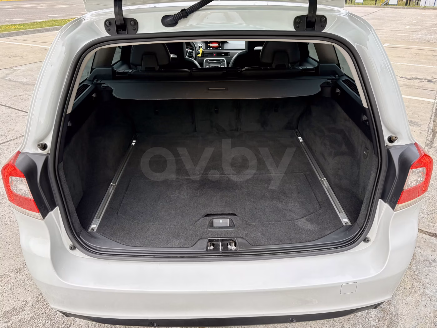 Volvo V70 фото 19