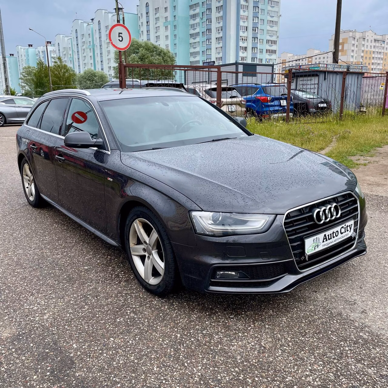 Audi A4 фото 3