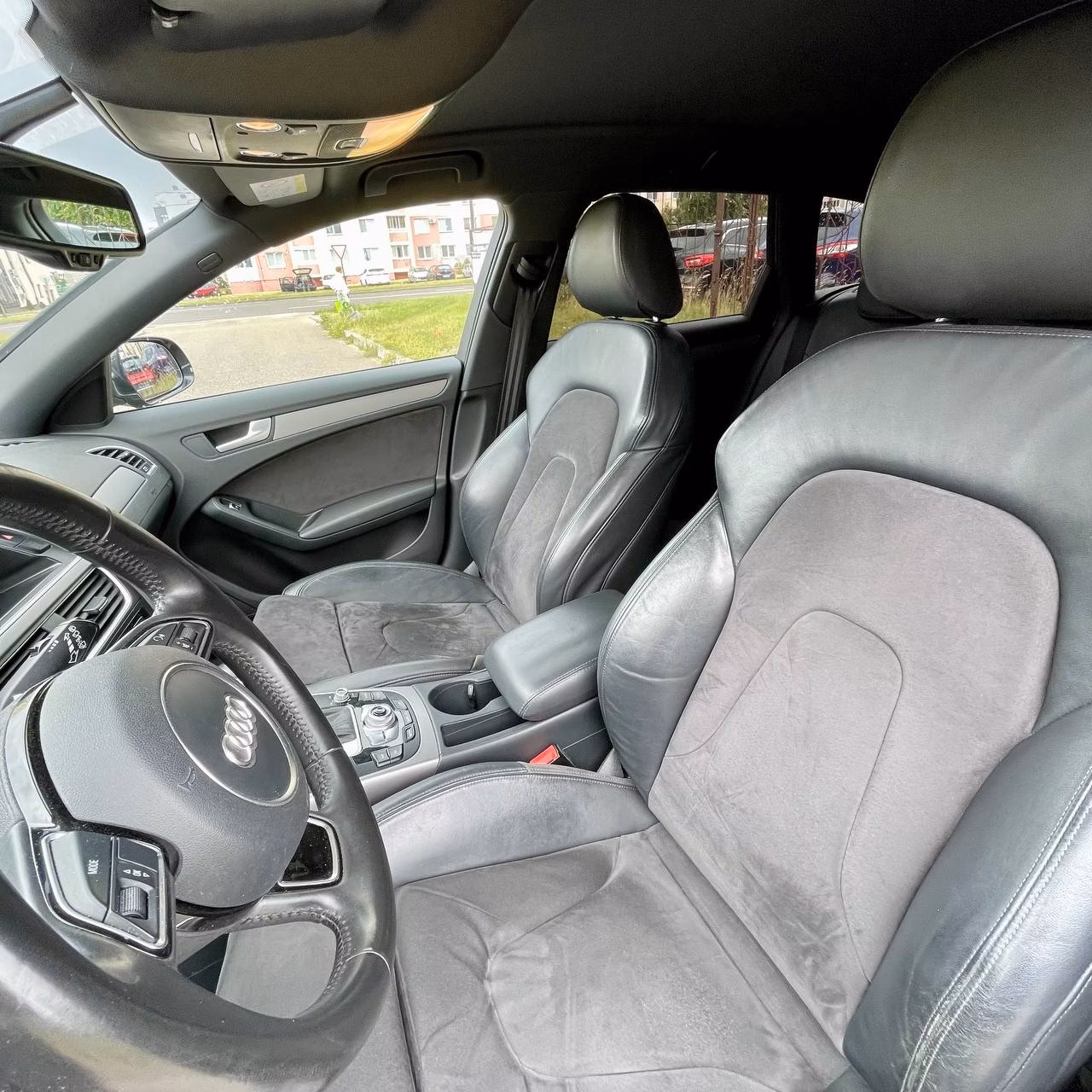 Audi A4 фото 6
