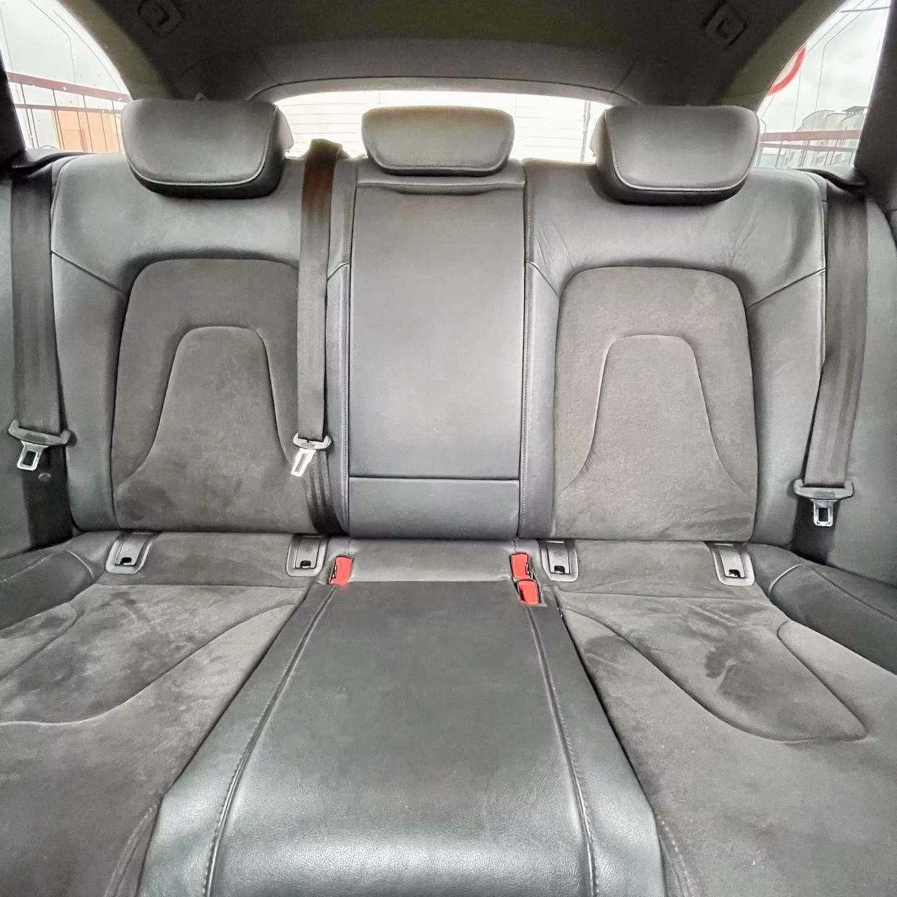 Audi A4 фото 13