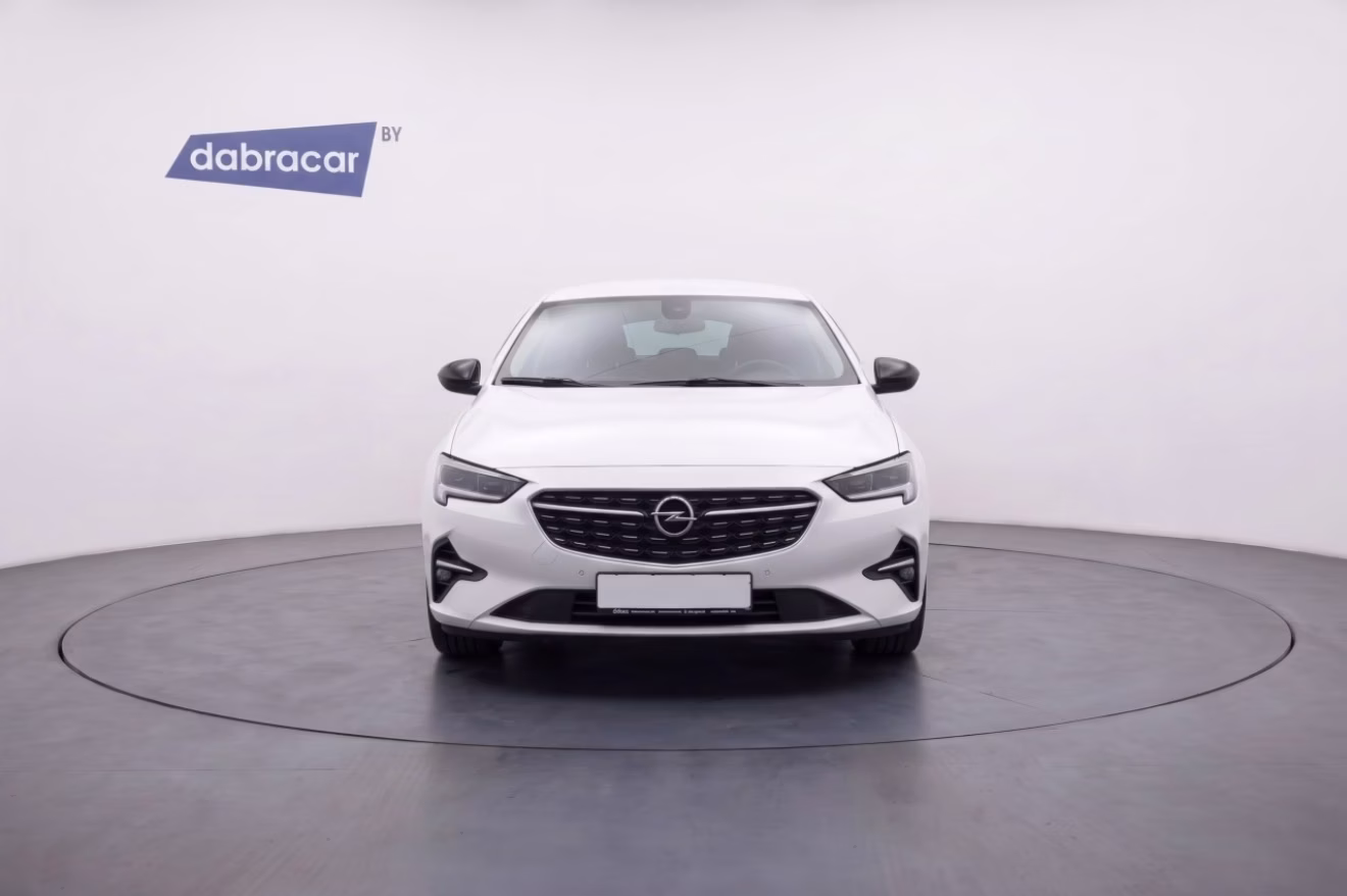 Opel Insignia фото 2