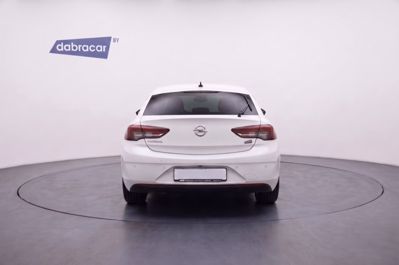 Opel Insignia фото 6