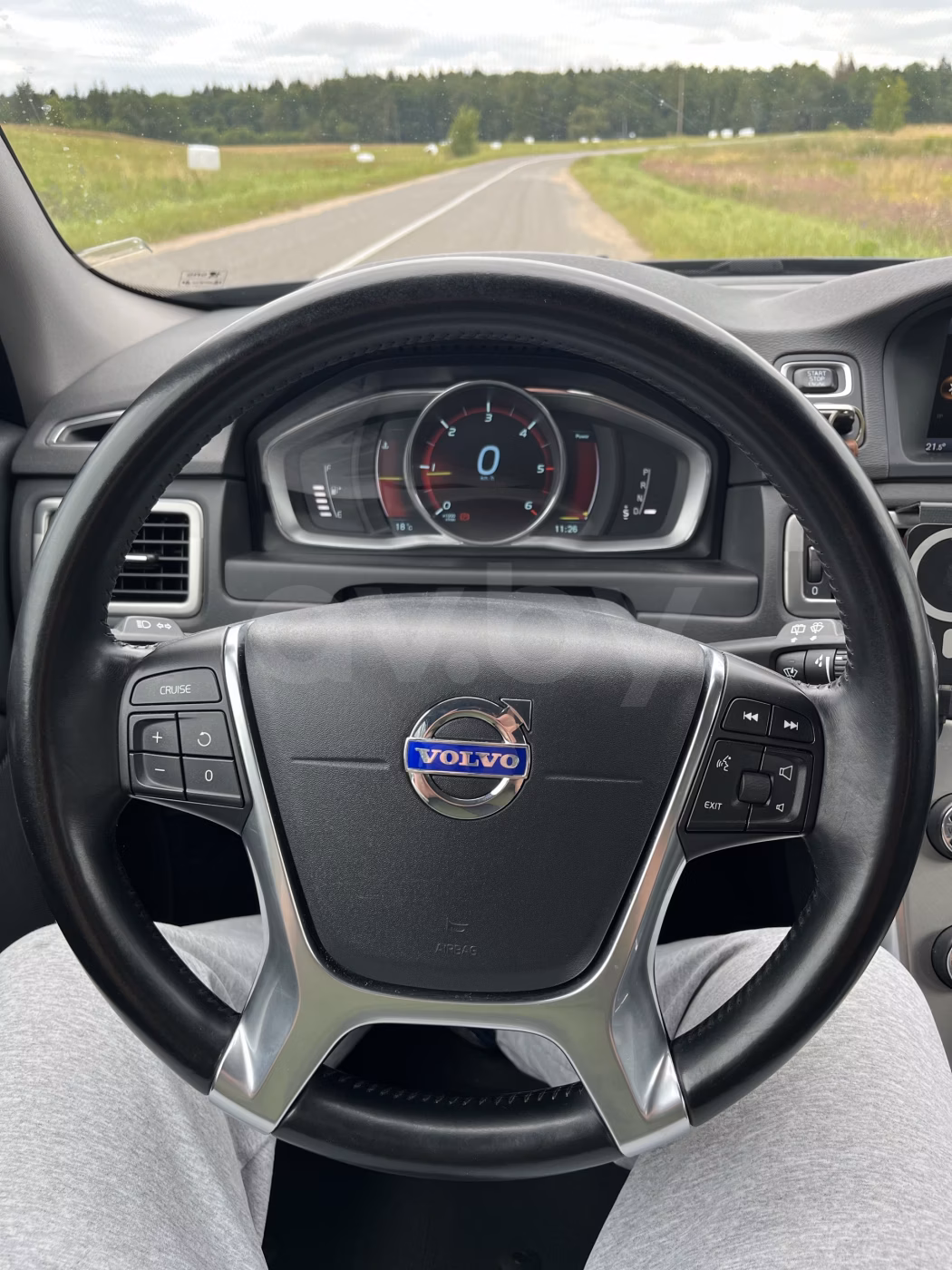 Volvo V70 фото 14
