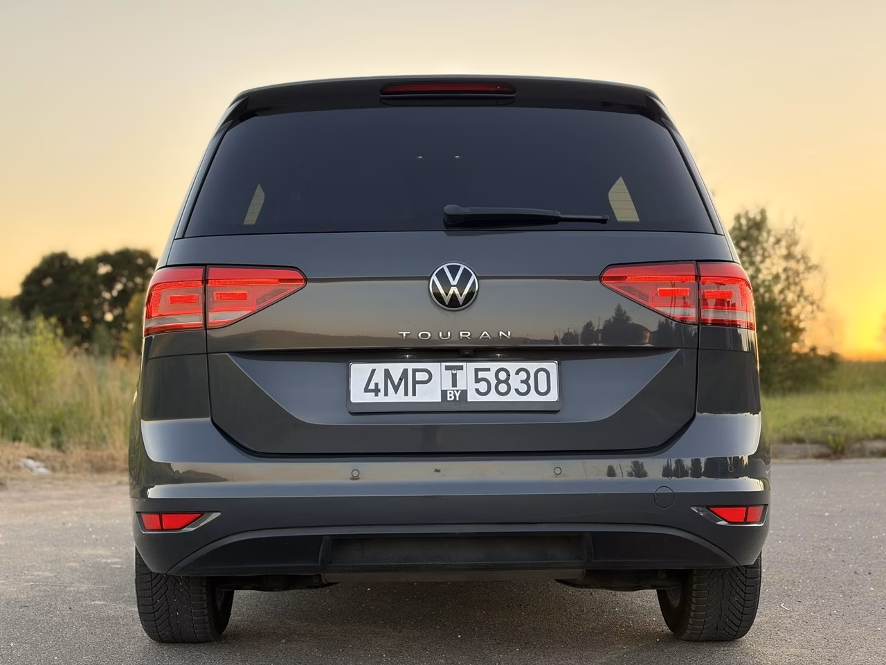 Volkswagen Touran фото 2
