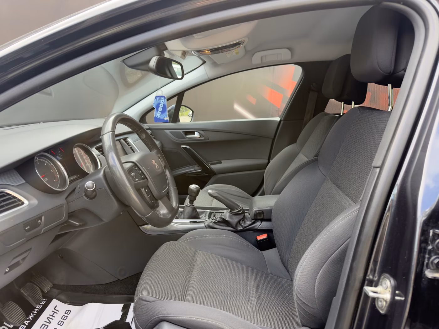 Peugeot 508 фото 10