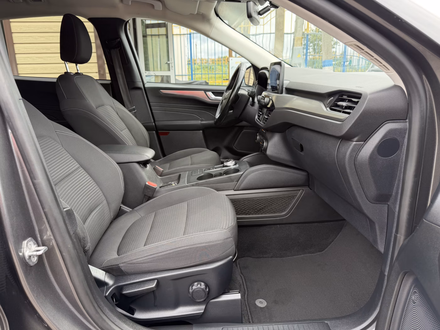 Ford Kuga фото 15