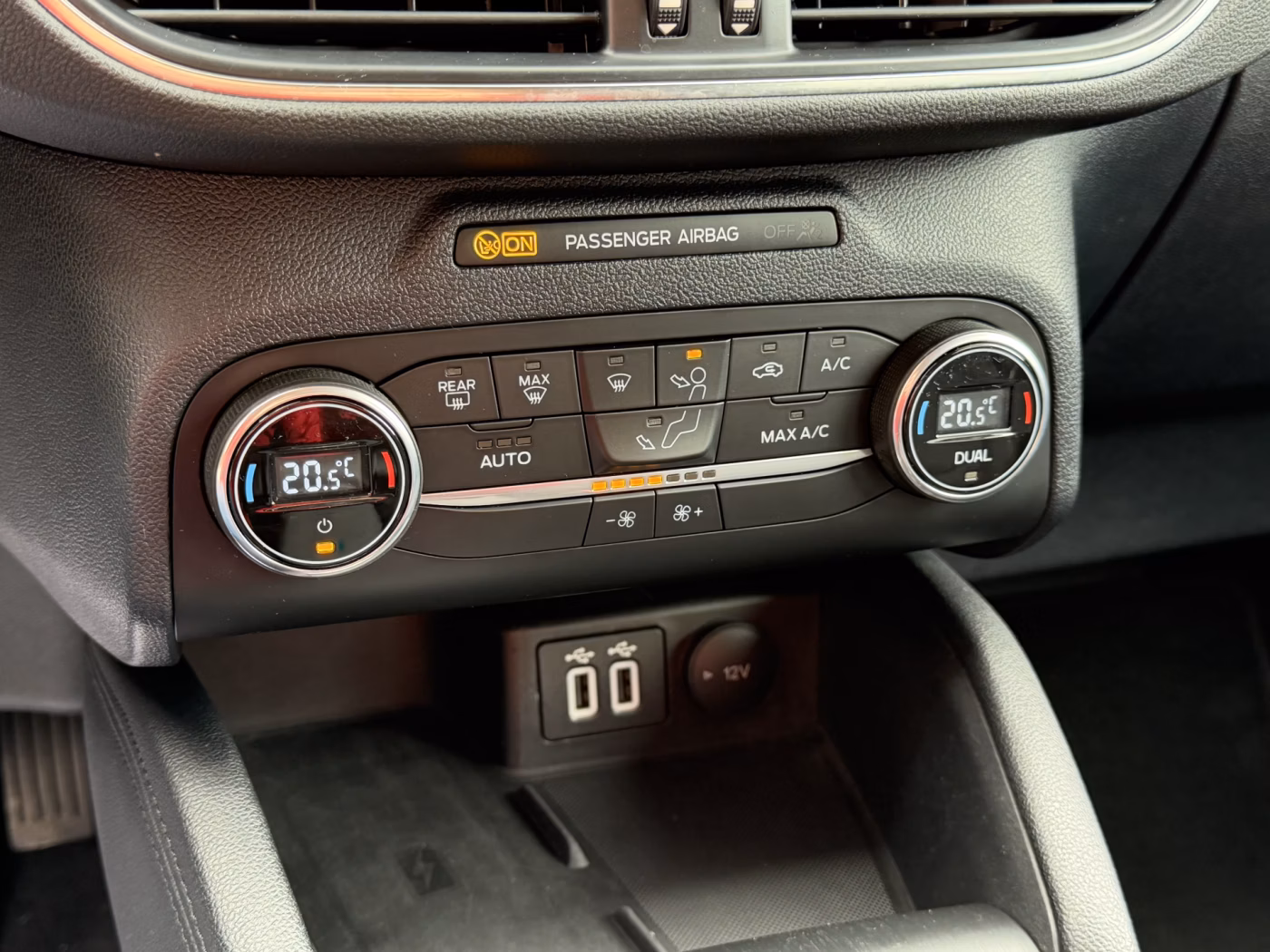Ford Kuga фото 17